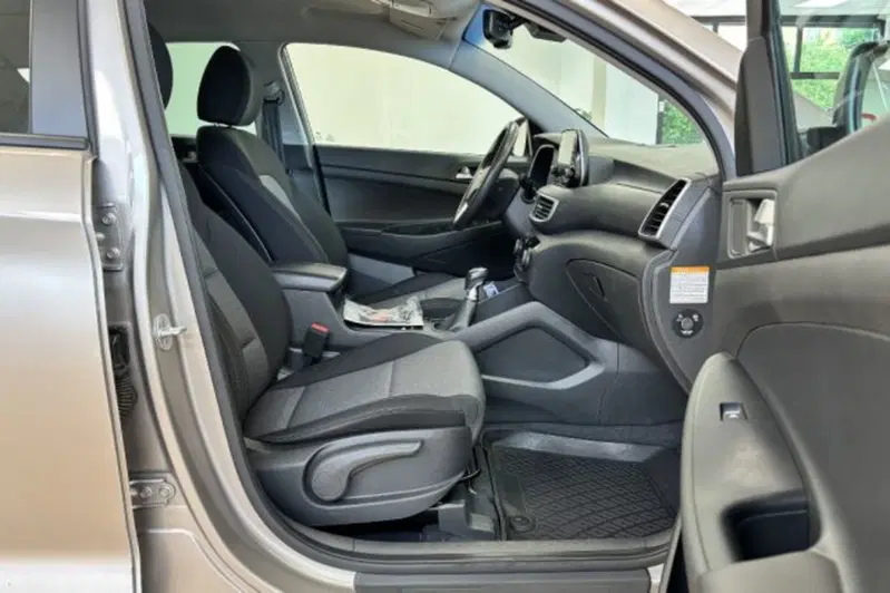 Hyundai Tucson usata a Latina (8)