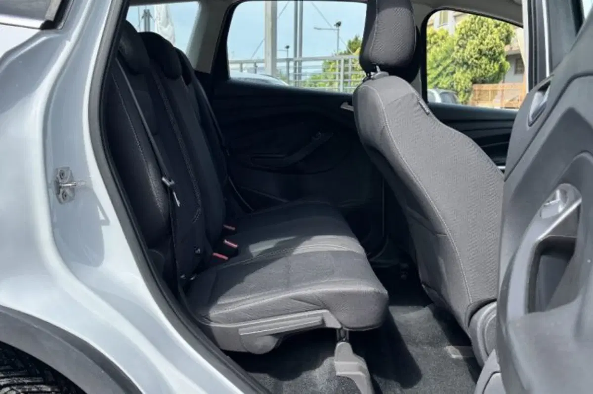 Ford Kuga usata a Latina (10)