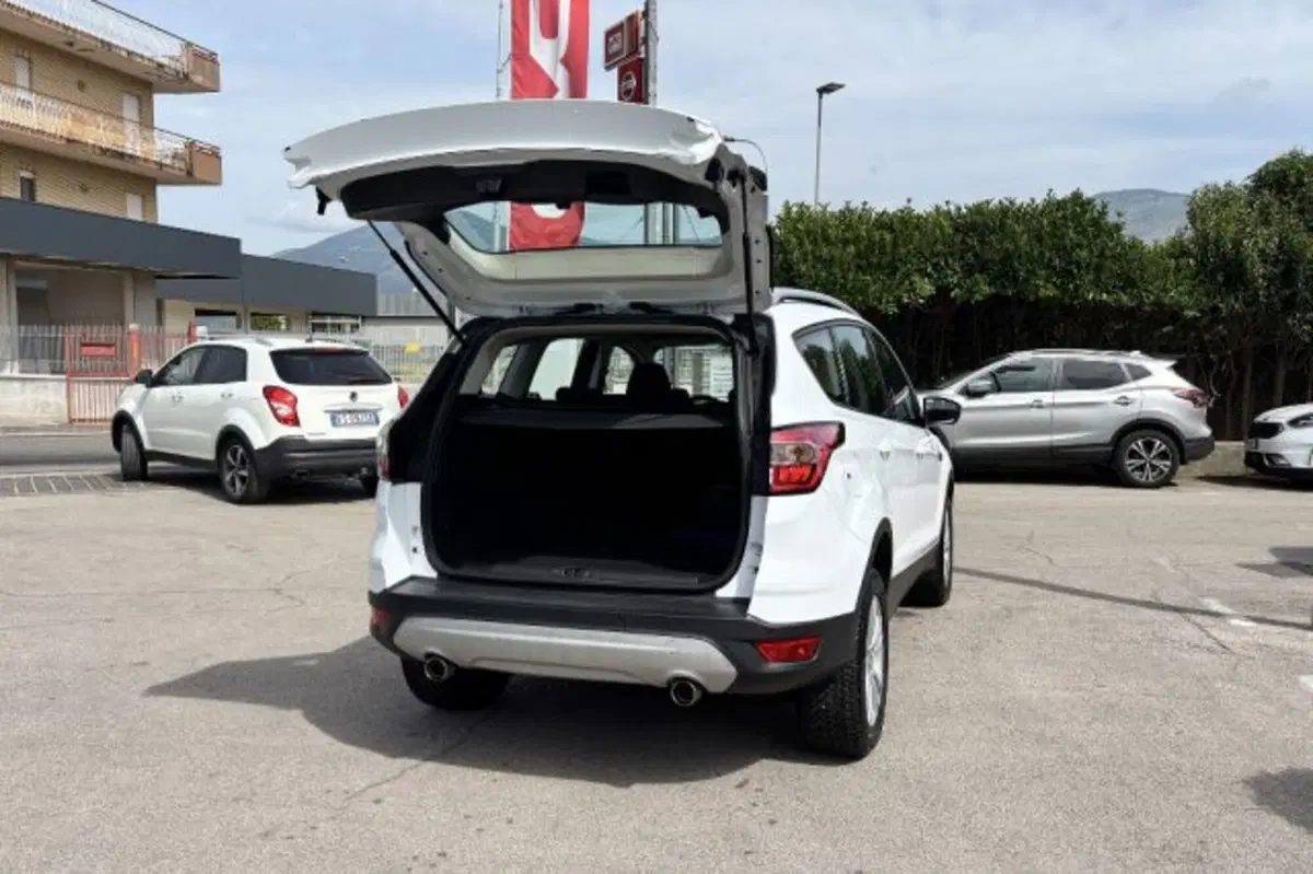 Ford Kuga usata a Latina (7)