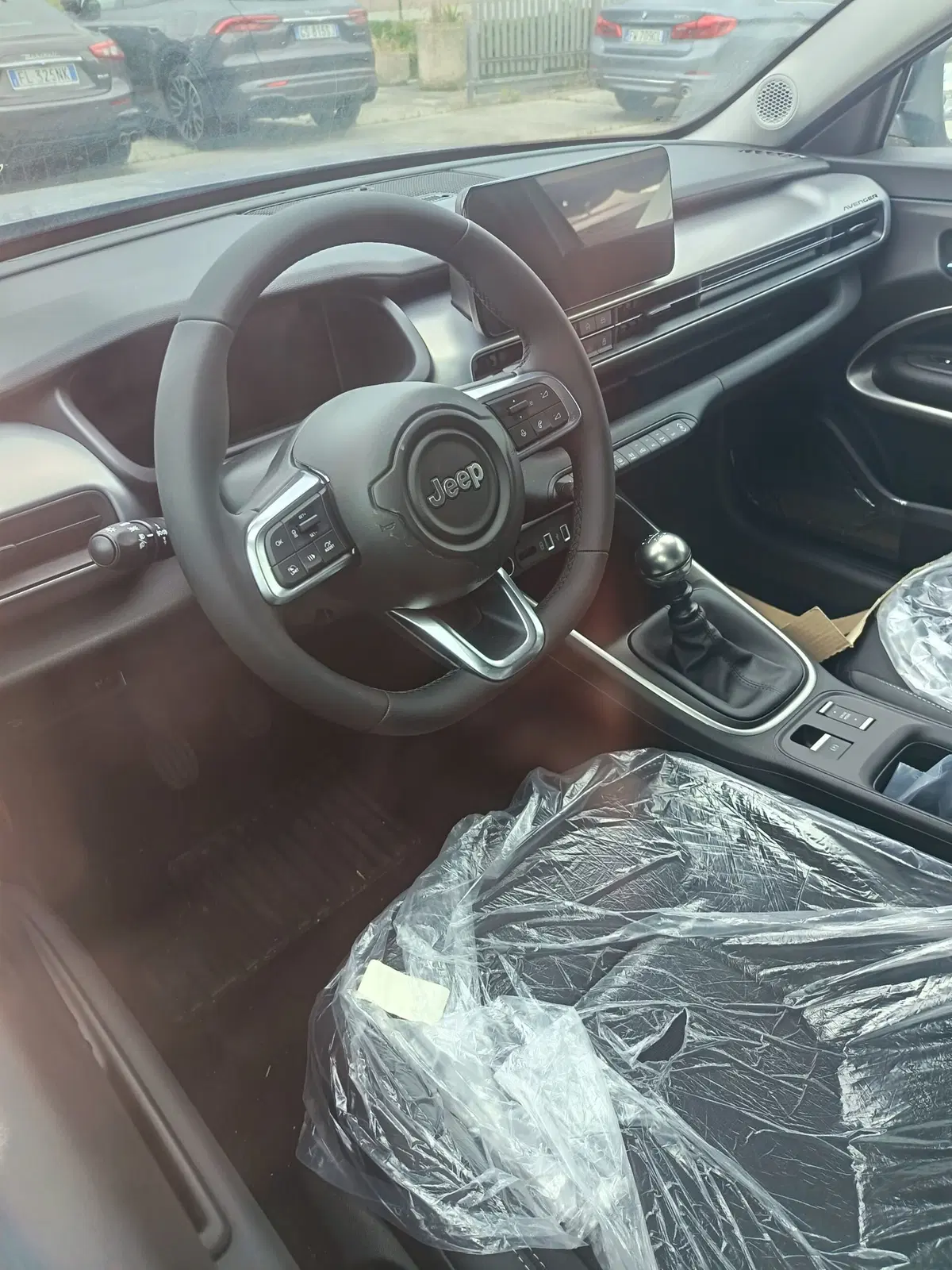 Jeep Avenger nuova a Perugia (4)