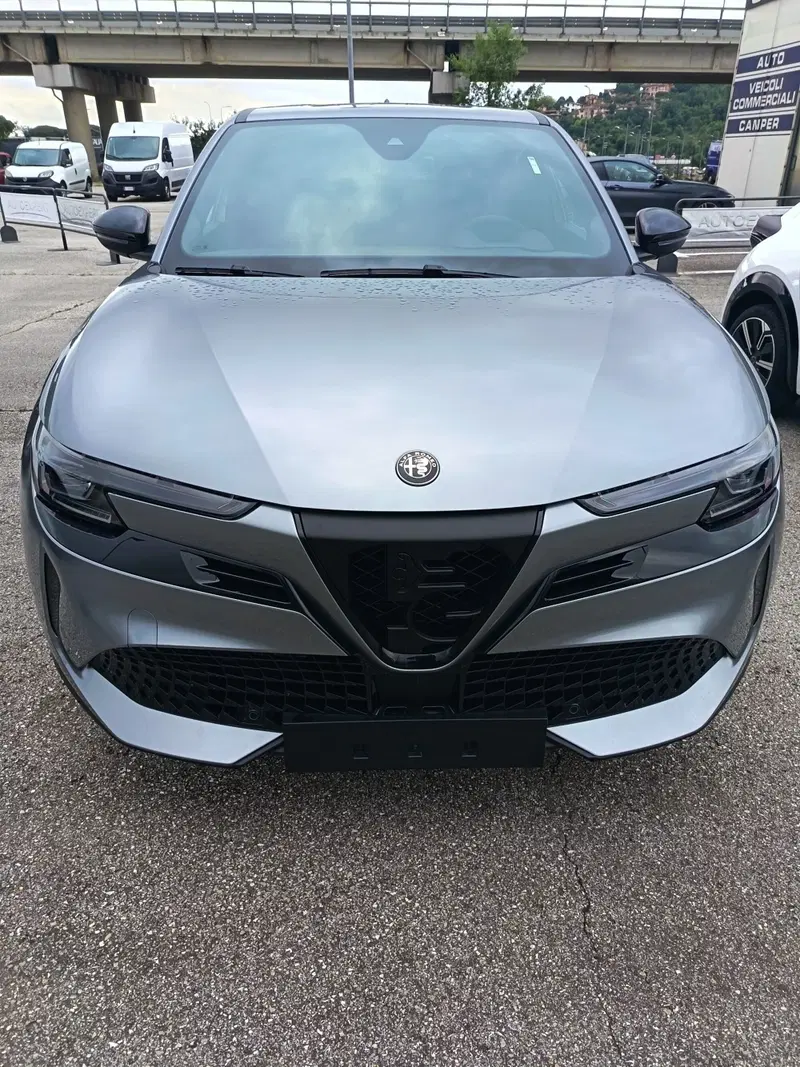 Alfa Romeo Junior nuova a Perugia