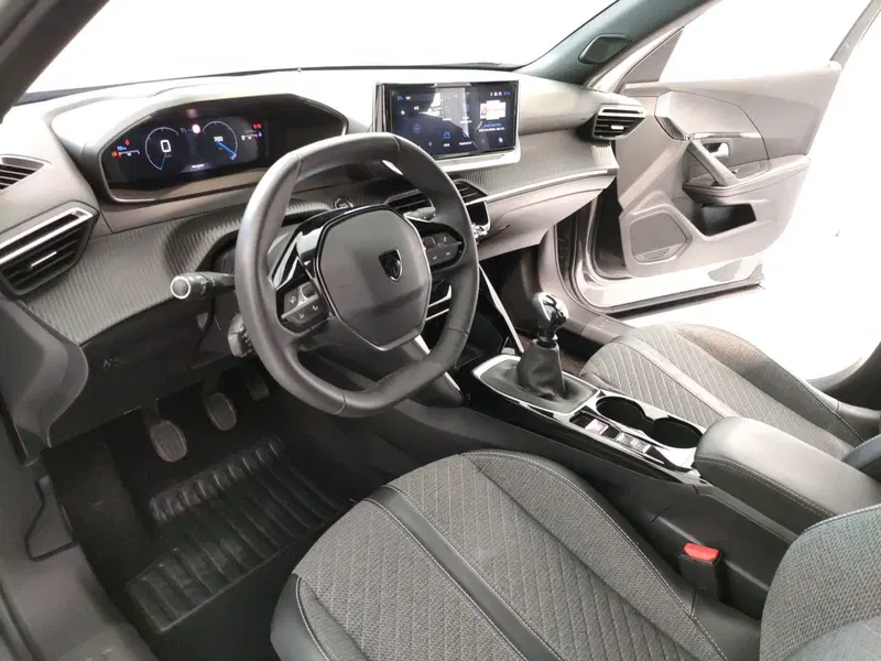 Peugeot 2008 usata a Teramo (9)