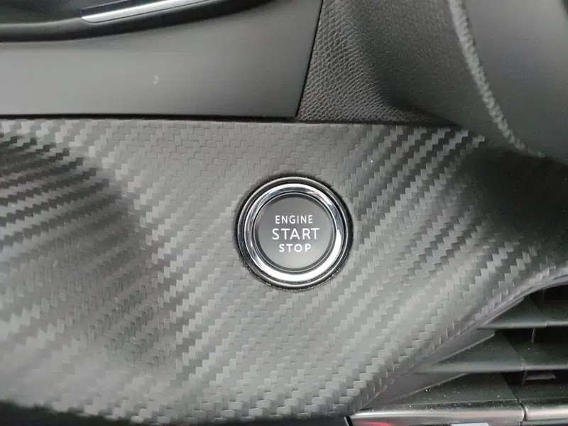 Peugeot 2008 usata a Teramo (17)