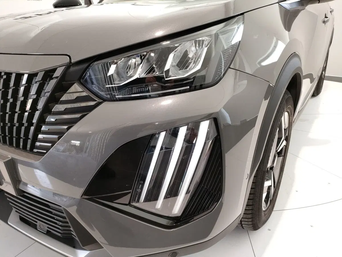 Peugeot 2008 usata a Teramo (8)