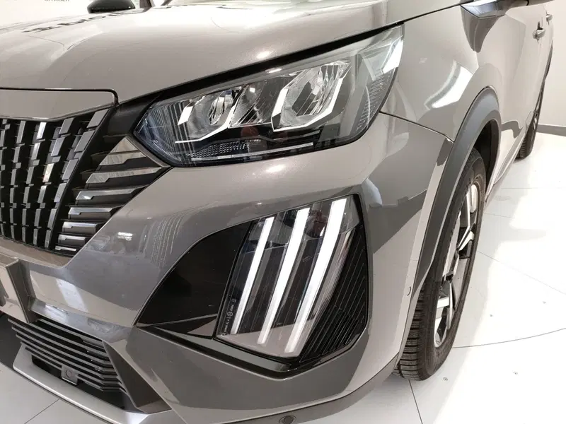Peugeot 2008 usata a Teramo (8)