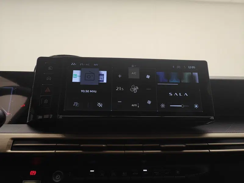 Lancia Ypsilon usata a Como (11)