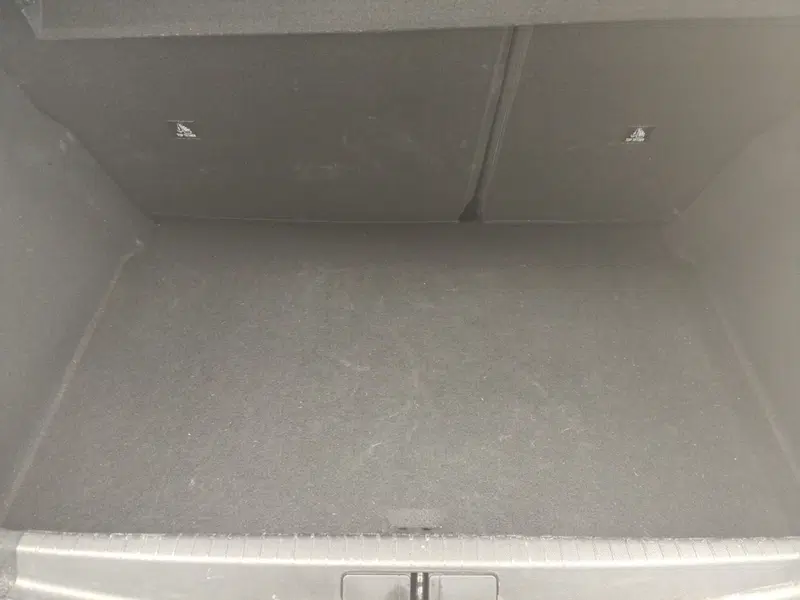 Lancia Ypsilon usata a Como (17)
