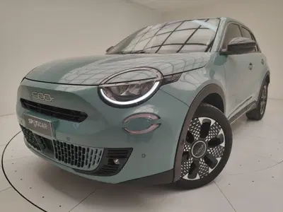 Fiat 600 1.2 hybrid La Prima 110cv auto del 2025 usata a Erba