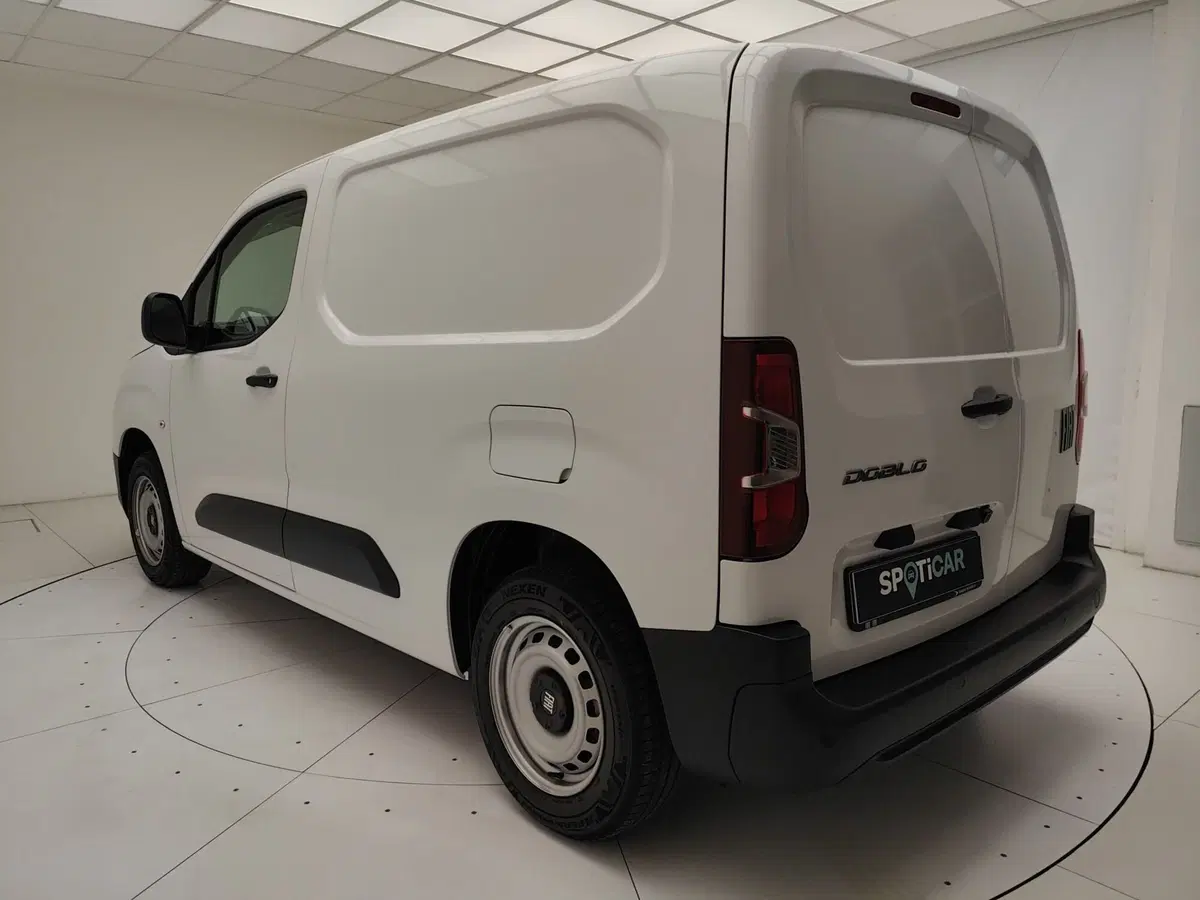 Fiat Doblò Furgone nuova a Como (4)