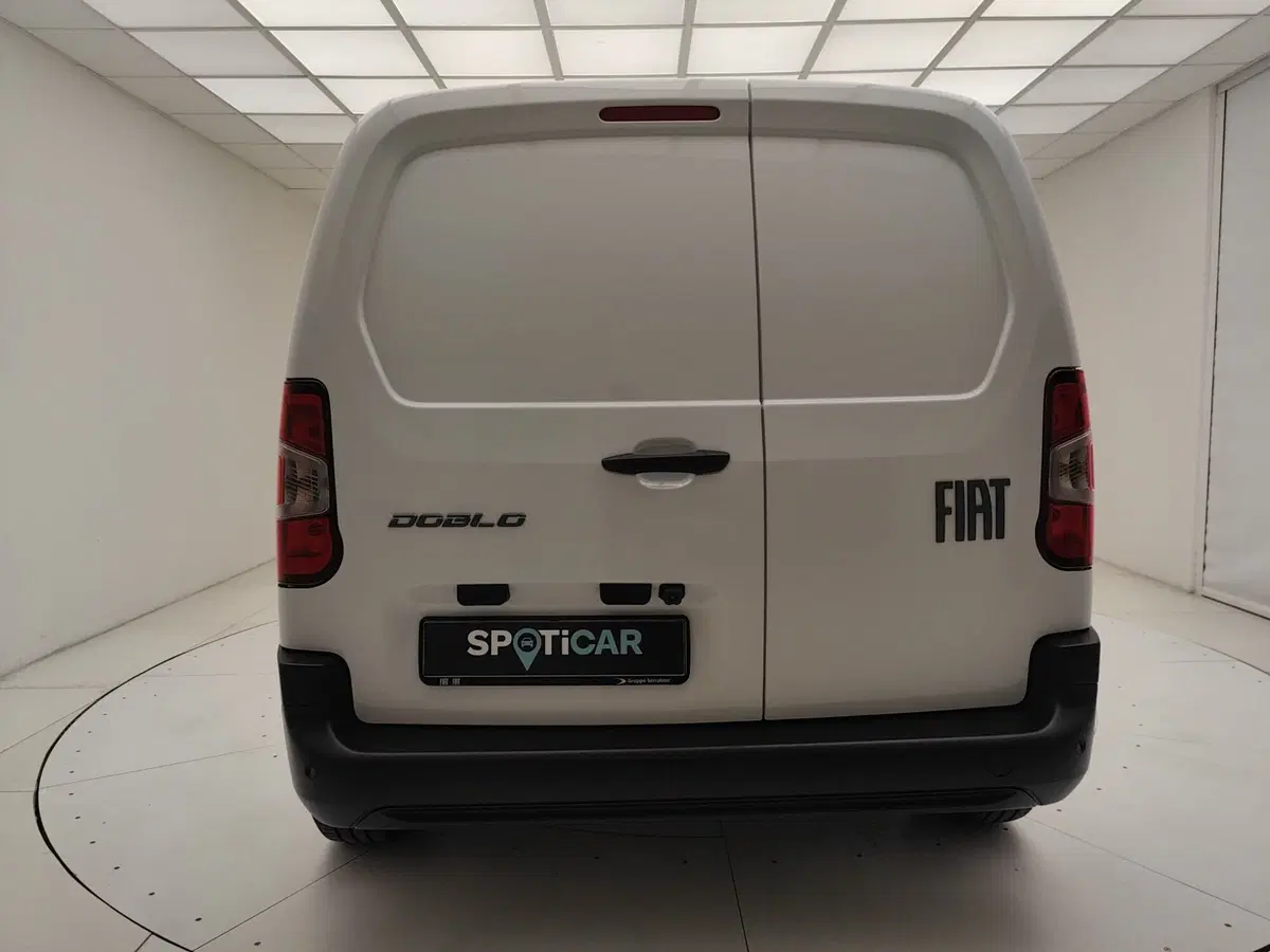 Fiat Doblò Furgone nuova a Como (5)