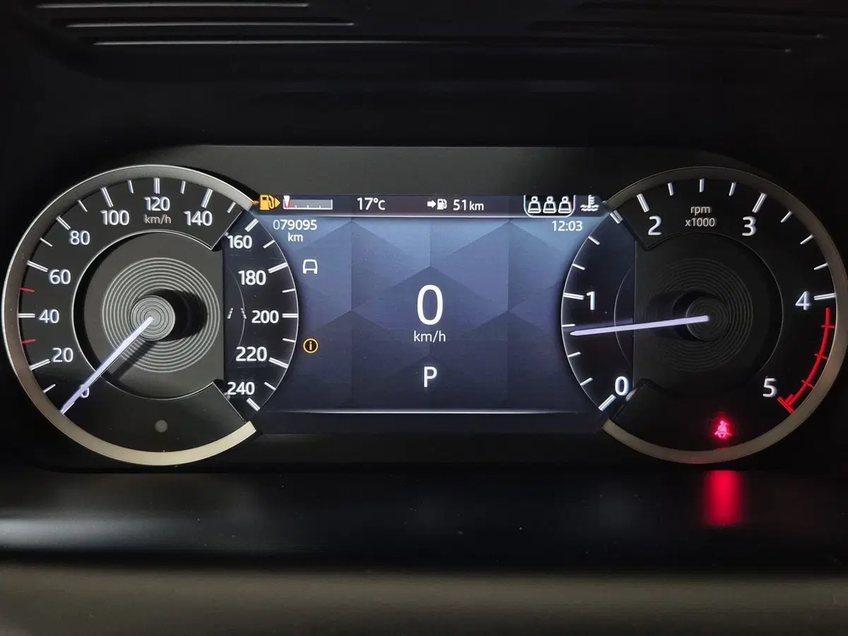 Land Rover Discovery Sport usata a Torino (14)