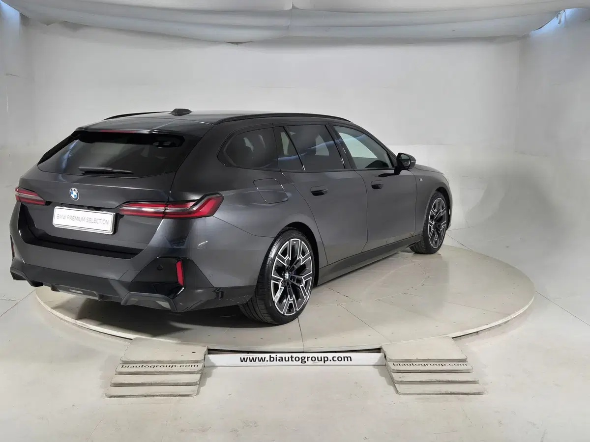 BMW Serie 5 Touring usata a Torino (5)