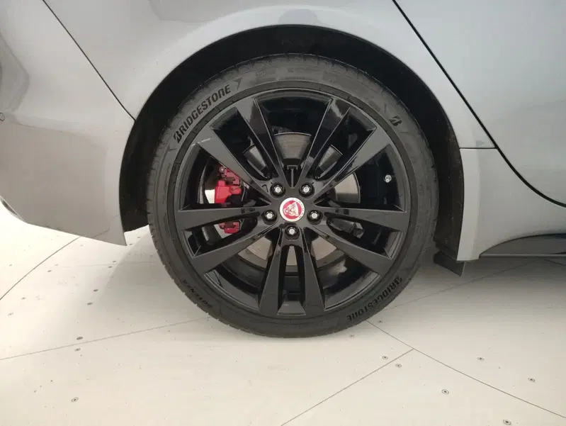 Jaguar XE usata a Alessandria (14)