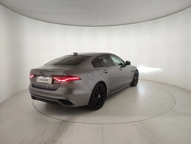 Jaguar XE usata a Alessandria (4)