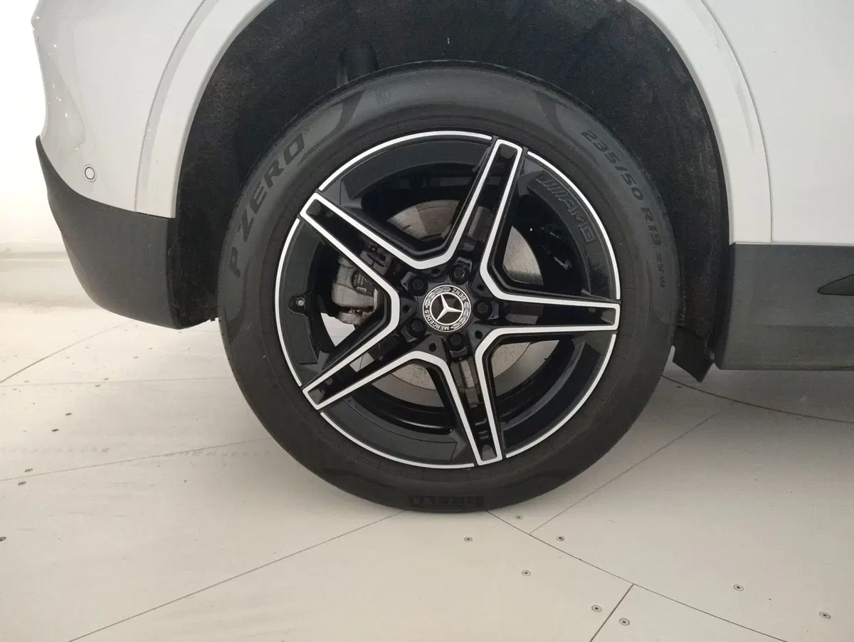 Mercedes-Benz GLA SUV usata a Alessandria (14)