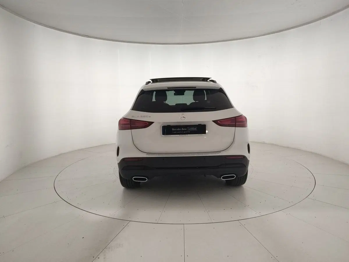 Mercedes-Benz GLA SUV usata a Alessandria (3)