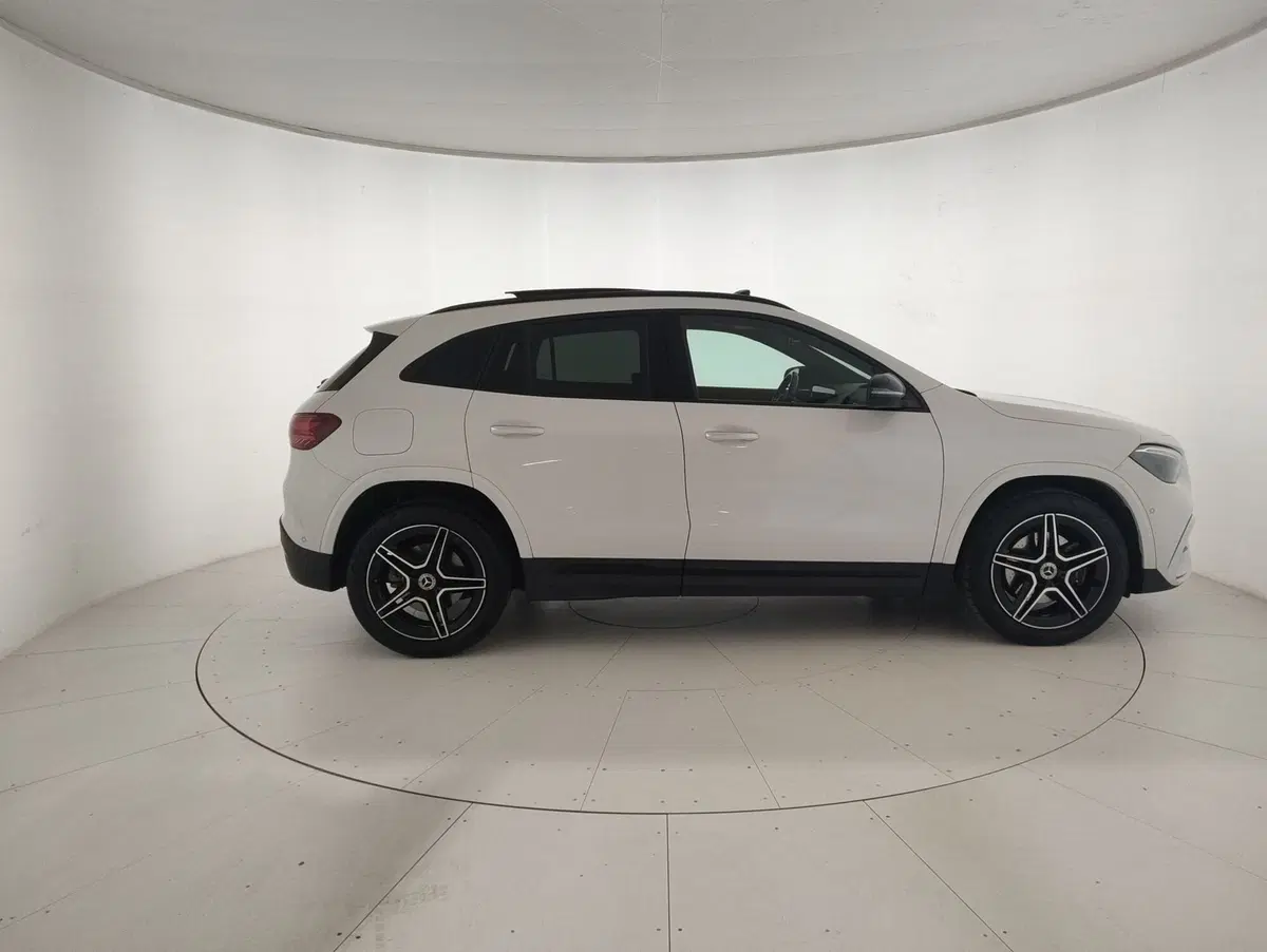 Mercedes-Benz GLA SUV usata a Alessandria (5)