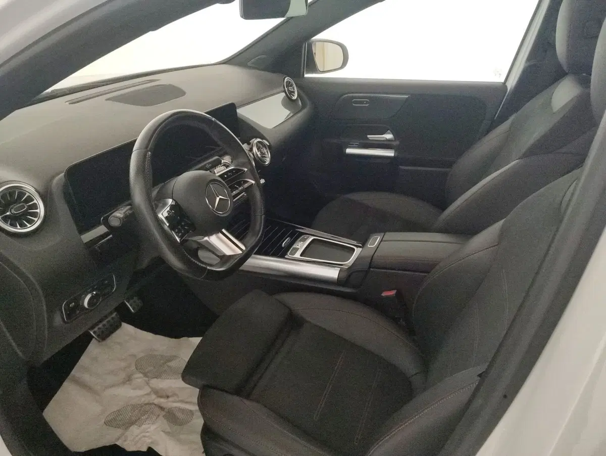 Mercedes-Benz GLA SUV usata a Alessandria (6)