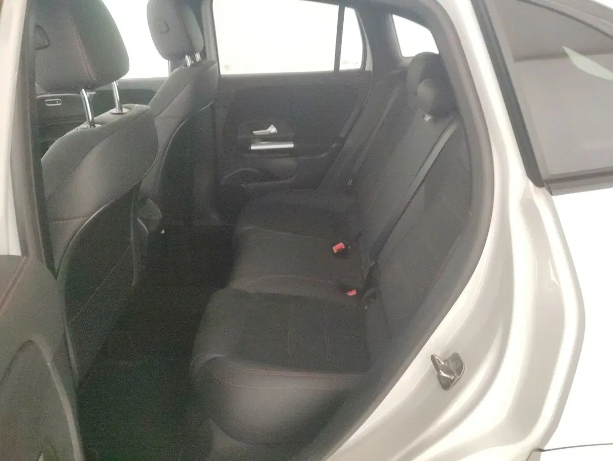Mercedes-Benz GLA SUV usata a Alessandria (7)