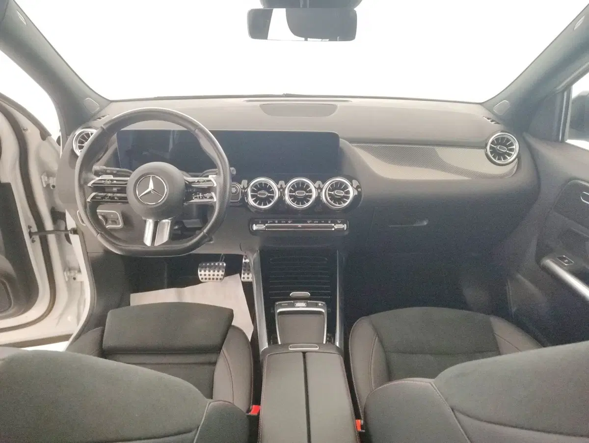 Mercedes-Benz GLA SUV usata a Alessandria (8)
