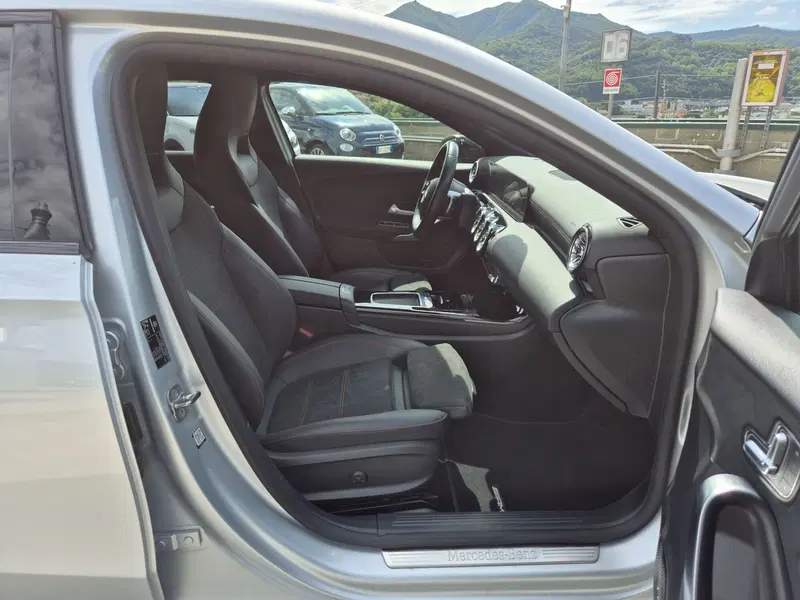 Mercedes-Benz Classe A usata  (9)