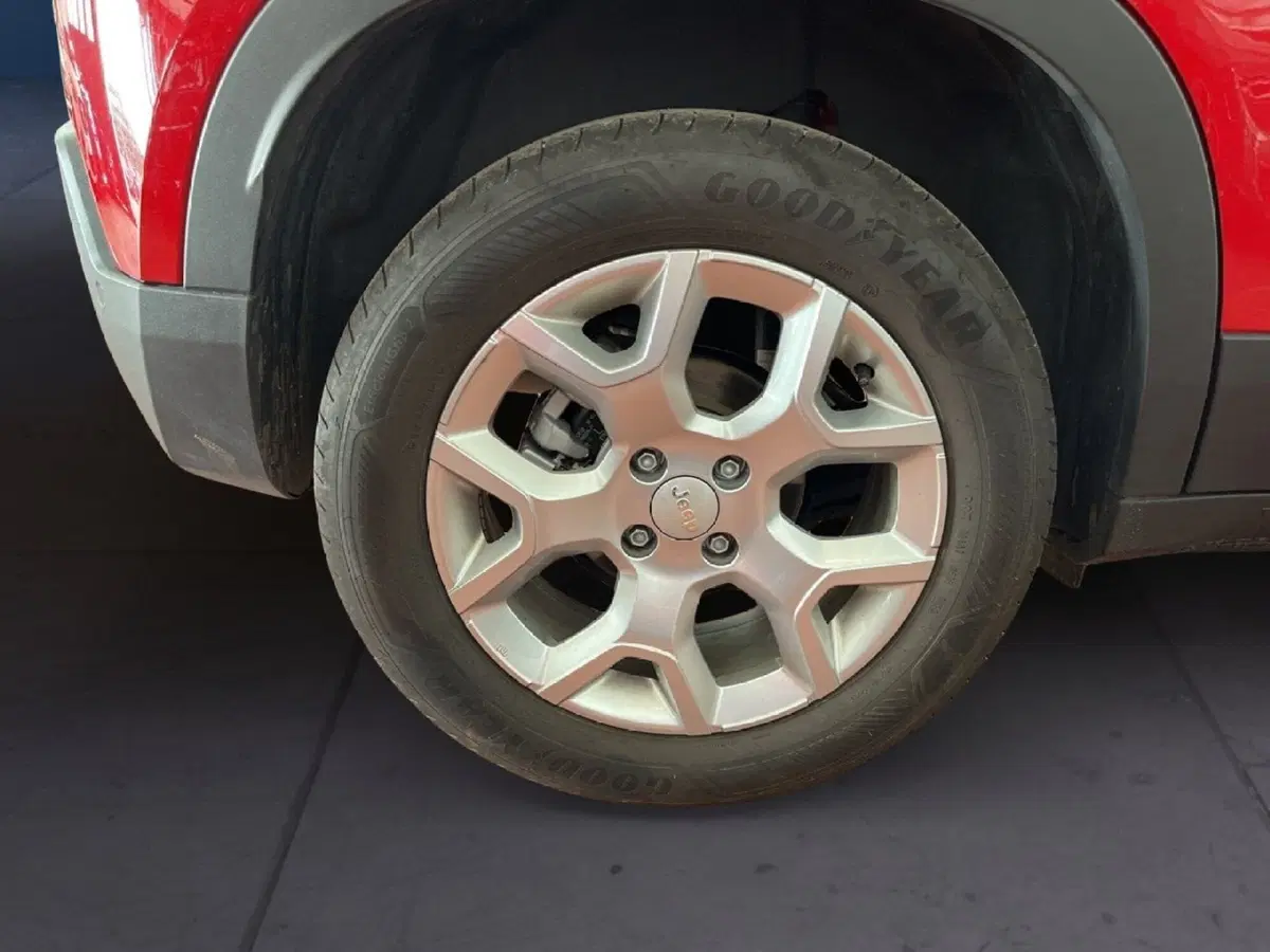 Jeep Avenger usata a Torino (7)