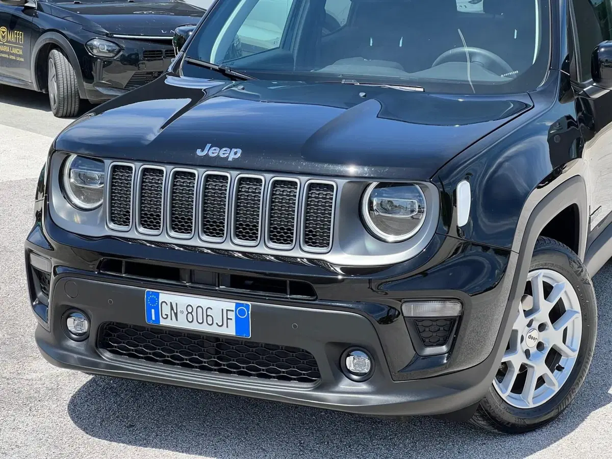 Jeep Renegade usata a Matera (2)