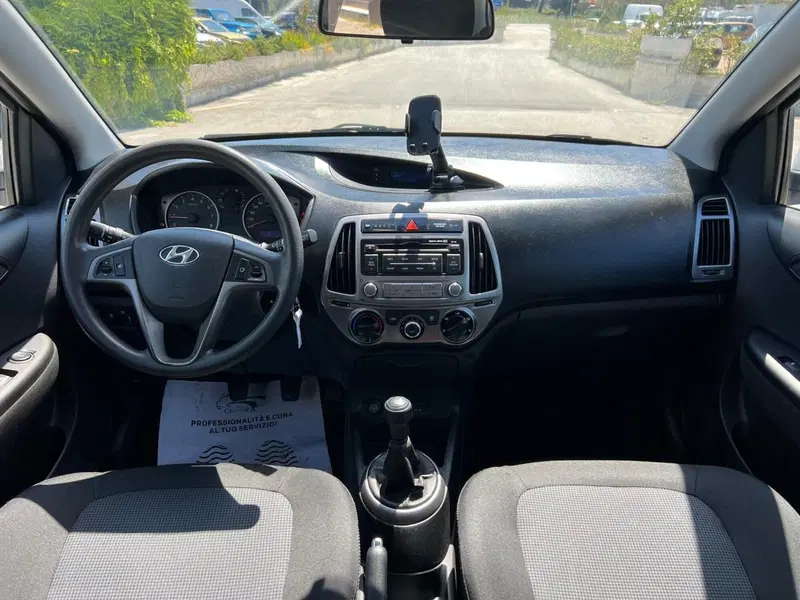Hyundai i20 usata a Matera (20)