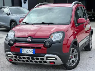 Fiat Panda Cross Cross 1.0 FireFly S&amp;S Hybrid del 2022 usata a Matera