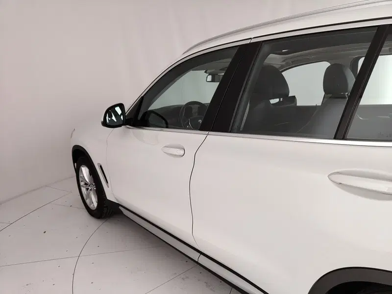 BMW X3 usata a Caserta (13)
