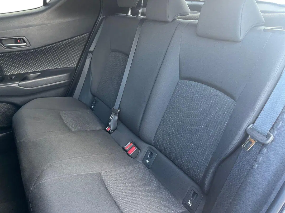 Toyota Toyota C-HR usata a Ragusa (11)