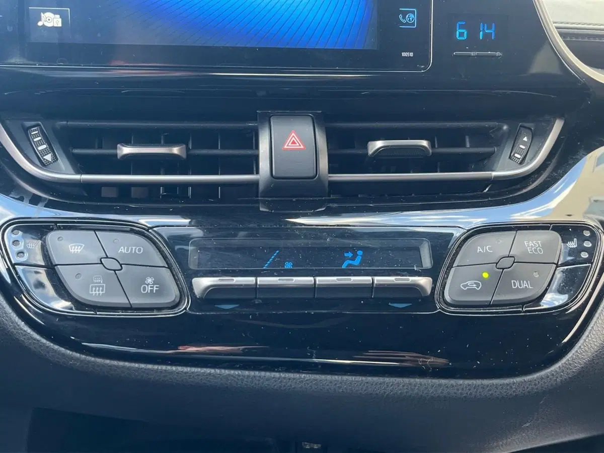 Toyota Toyota C-HR usata a Ragusa (13)