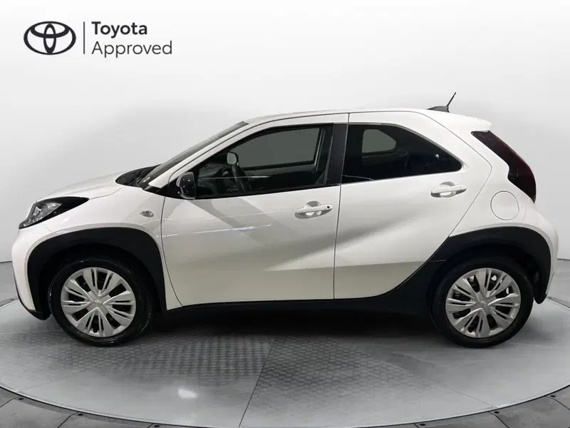 Toyota Aygo X usata a Milano (3)