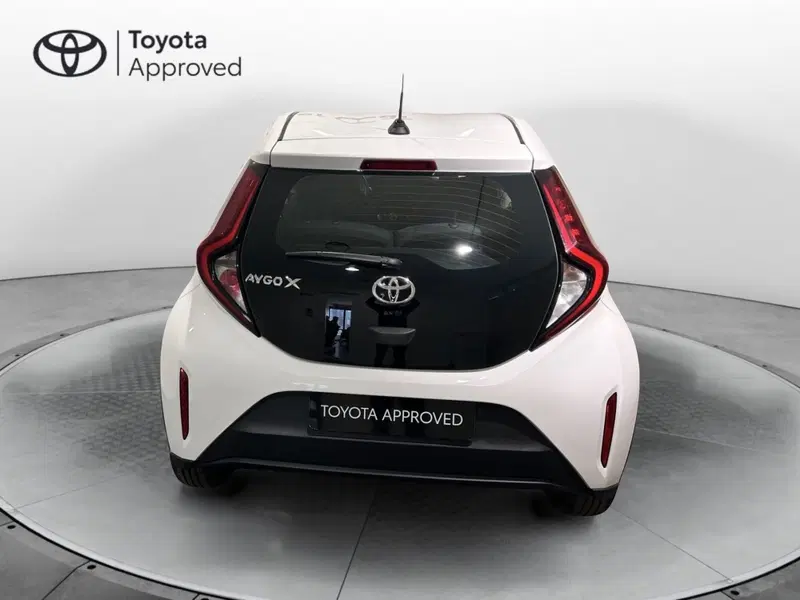 Toyota Aygo X usata a Milano (4)