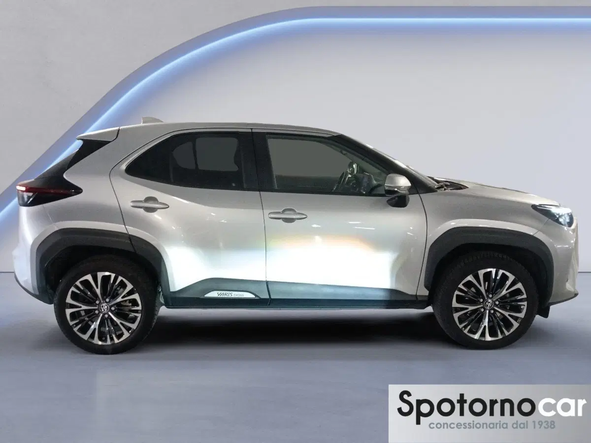 Toyota Yaris Cross usata a Milano (7)