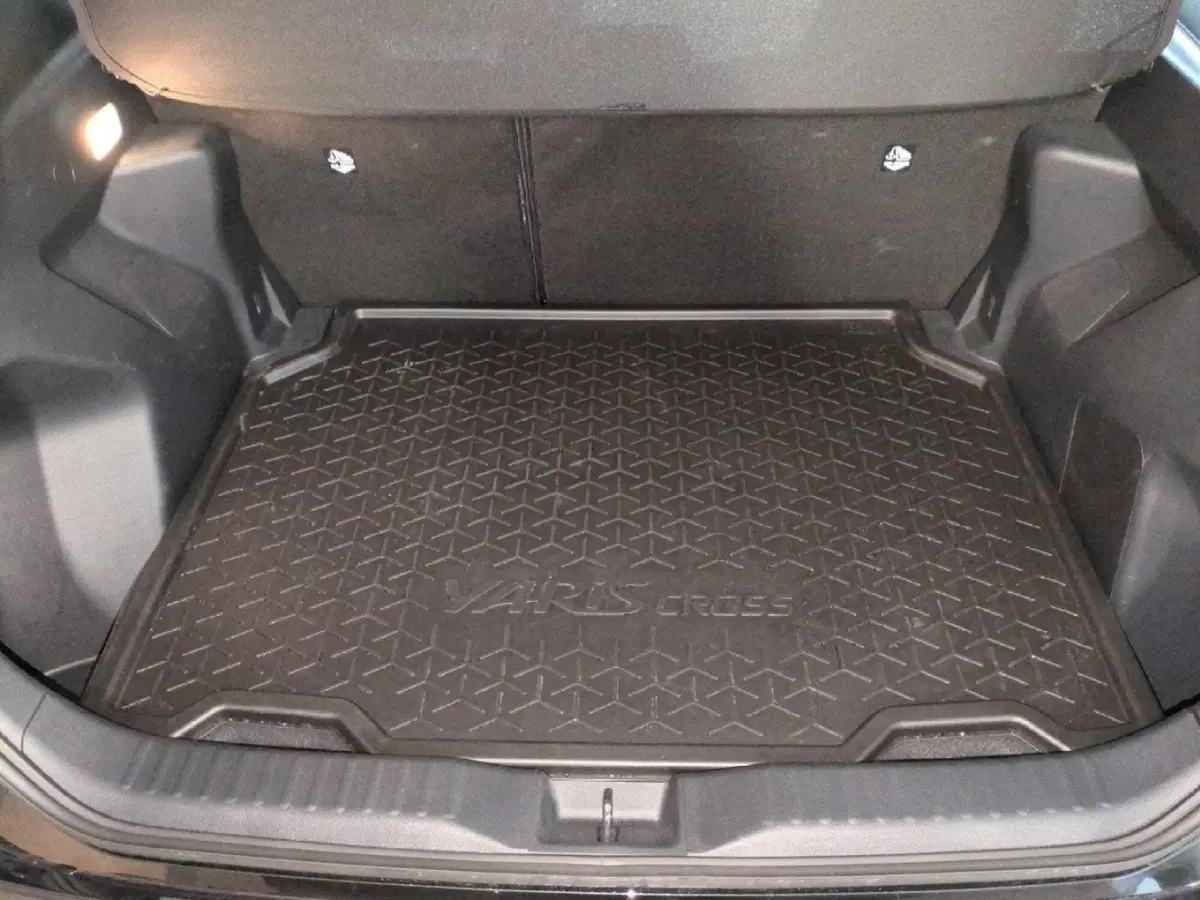Toyota Yaris Cross usata a Milano (10)