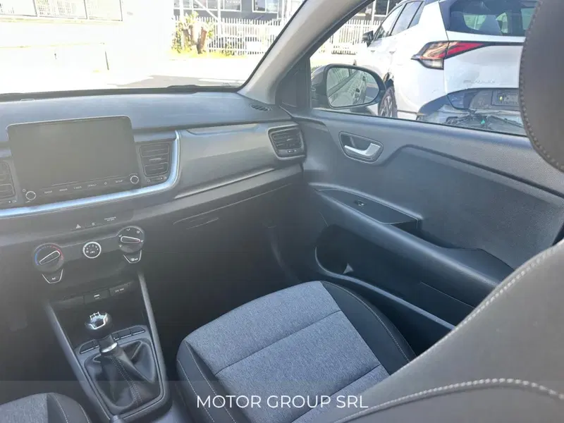 Kia Stonic usata a Napoli (12)