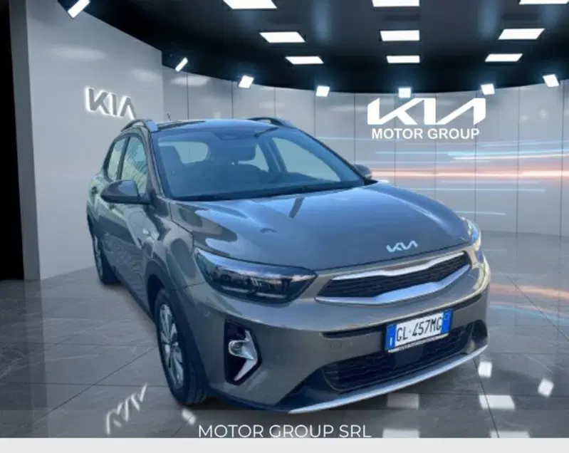 Kia Stonic usata a Napoli (2)