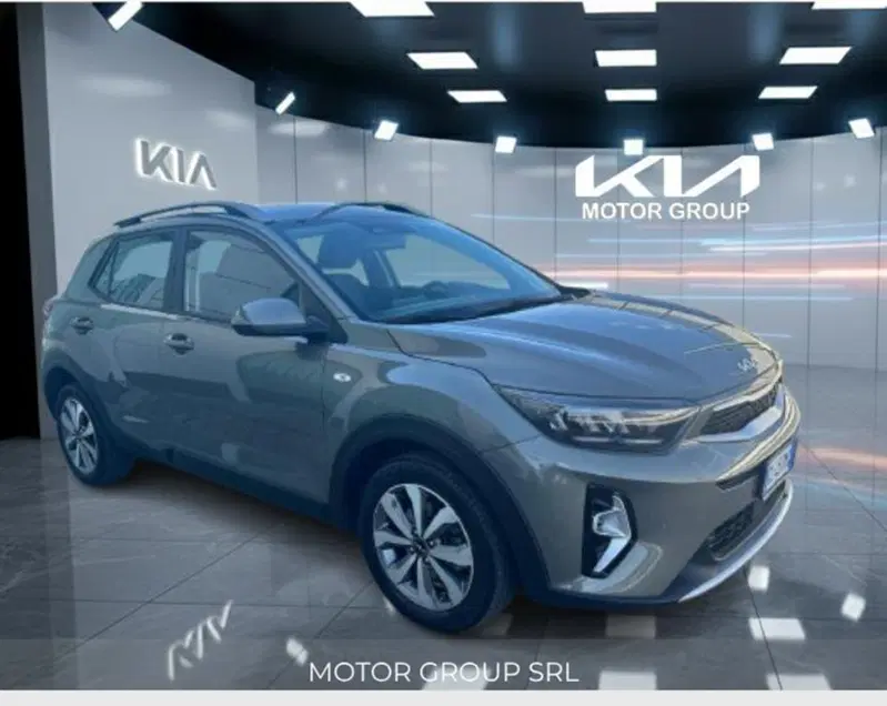 Kia Stonic usata a Napoli (4)