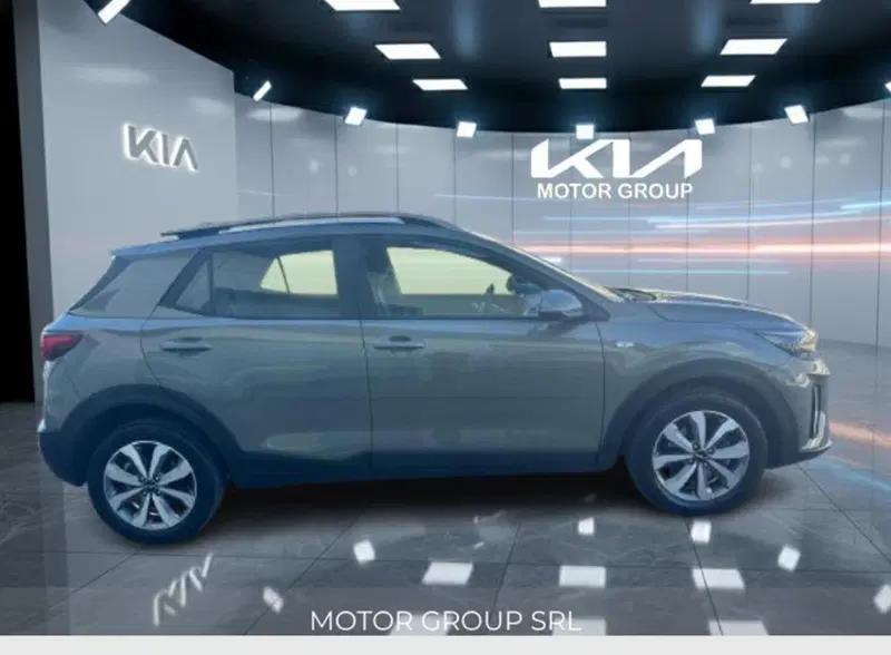 Kia Stonic usata a Napoli (6)