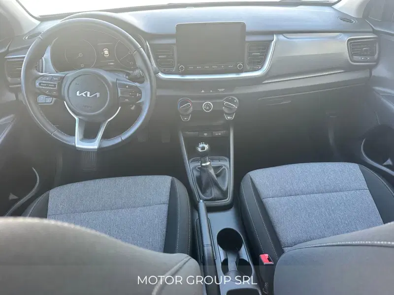 Kia Stonic usata a Napoli (9)