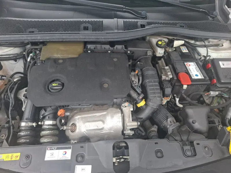 Peugeot 2008 usata a Chieti (13)