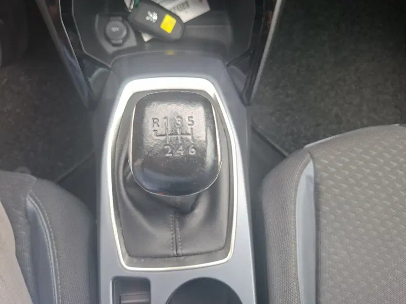 Peugeot 2008 usata a Chieti (20)