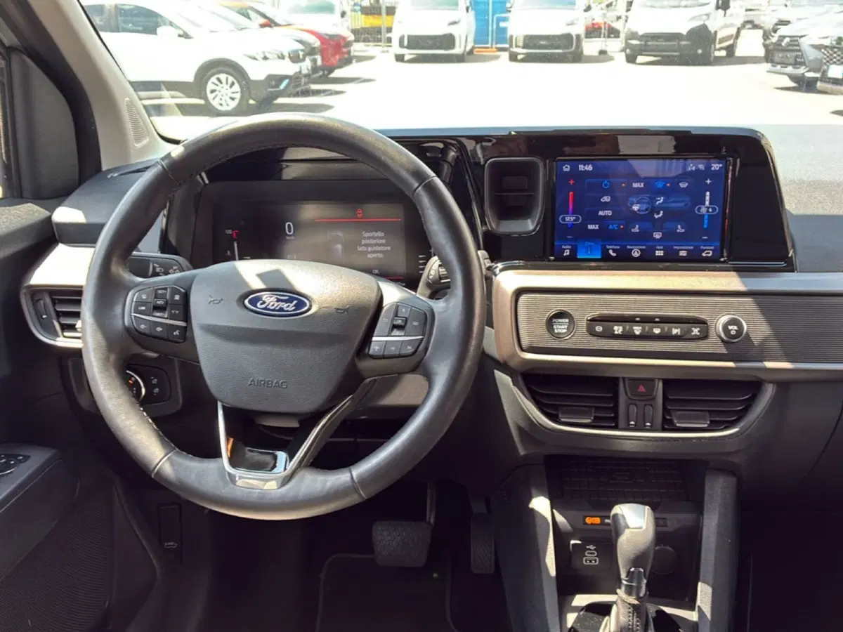 Ford Tourneo Courier usata a Mantova (17)