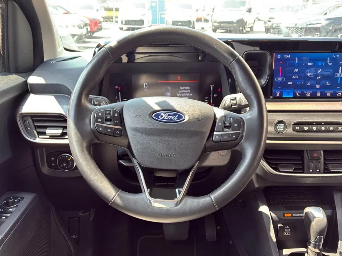 Ford Tourneo Courier usata a Mantova (18)