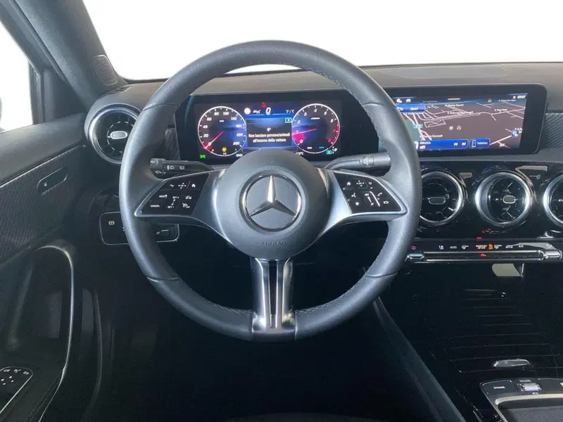 Mercedes-Benz Classe A usata a Bergamo (9)