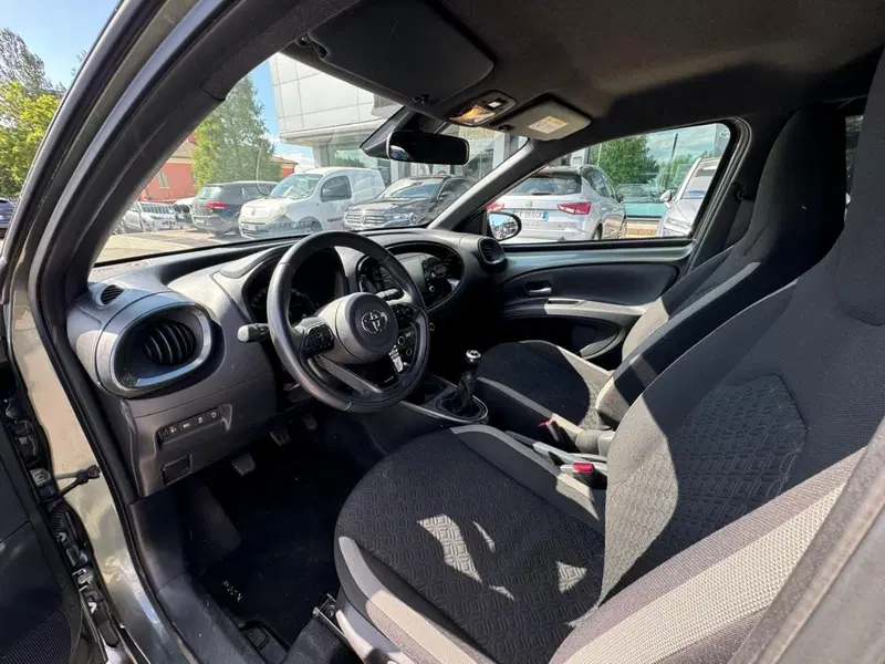 Toyota Aygo X usata a Bologna (12)