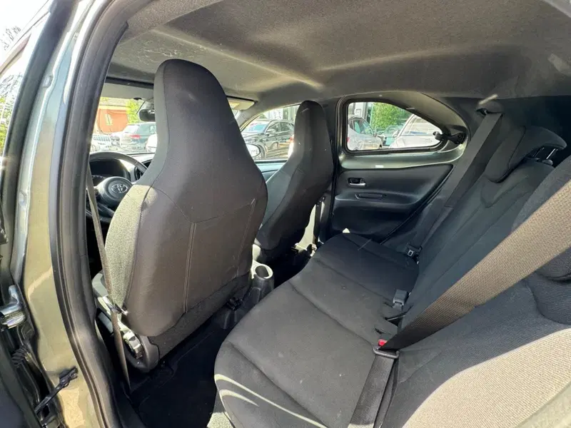 Toyota Aygo X usata a Bologna (14)