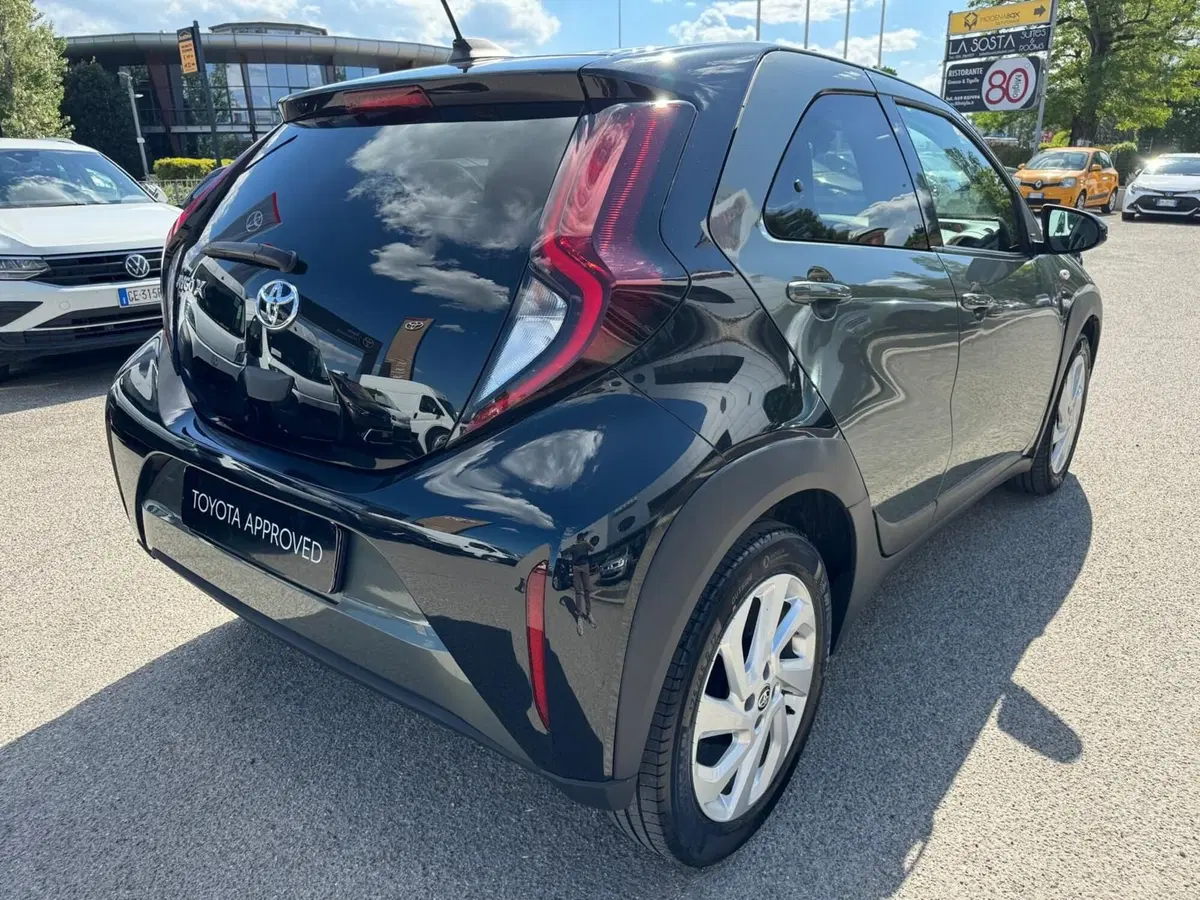 Toyota Aygo X usata a Bologna (6)