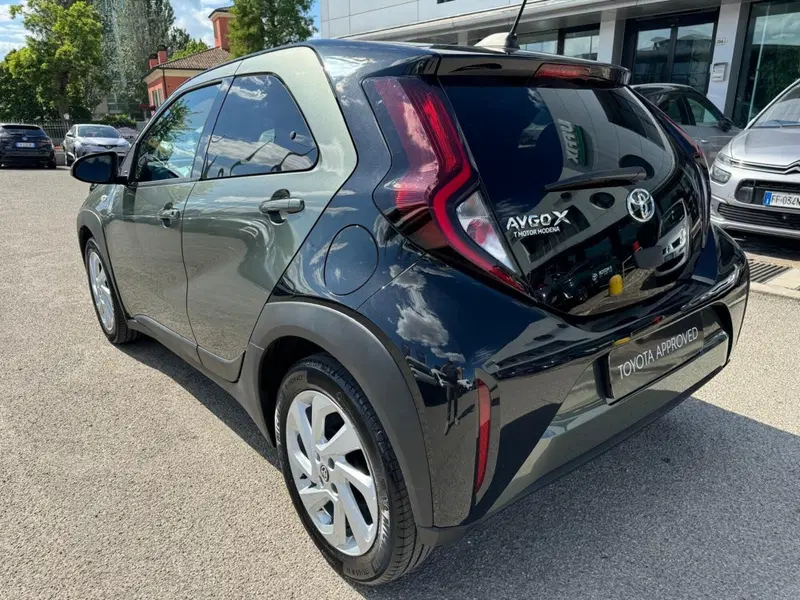 Toyota Aygo X usata a Bologna (8)